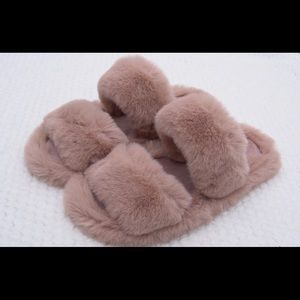 faux fur slippers in black, white & beige